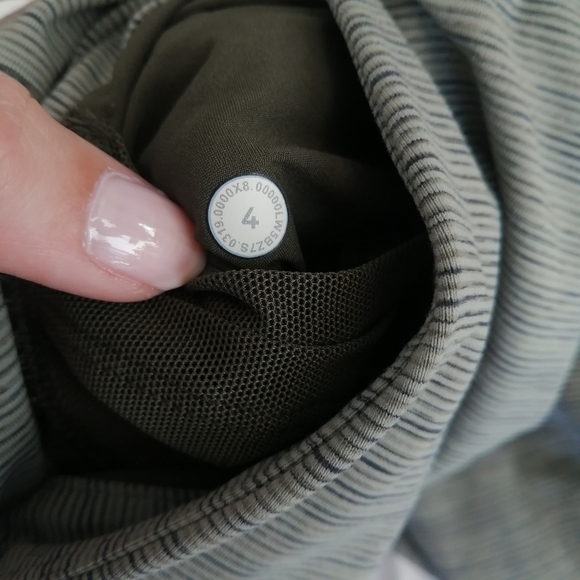 Lululemon On The Fly 28" Pants Wee Are From Space Sage Dark Olive Green 4 - Picture 14 of 16